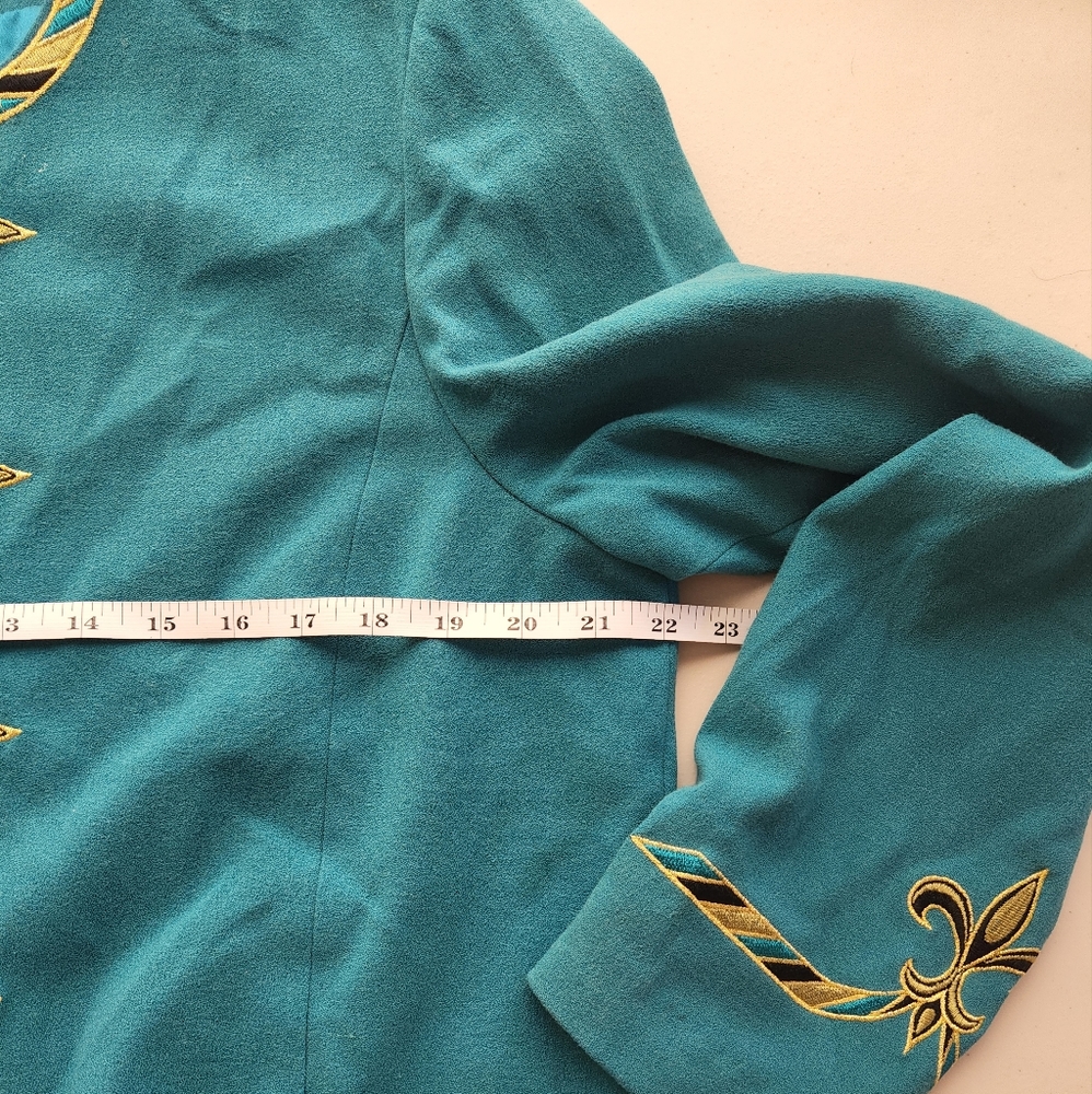 Bob Mackie Wearable Art - image 8